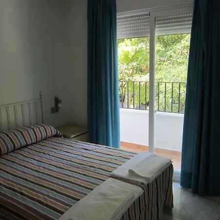 Dona Reyes Apartahotel Chipiona